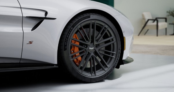 New 2026 Aston Martin Vantage S for sale $241,800 at Alfa Romeo of Greenwich in Greenwich CT 06830 4