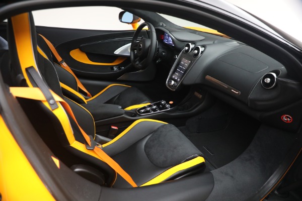 New 2026 McLaren GTS Performance for sale $249,250 at Alfa Romeo of Greenwich in Greenwich CT 06830 26