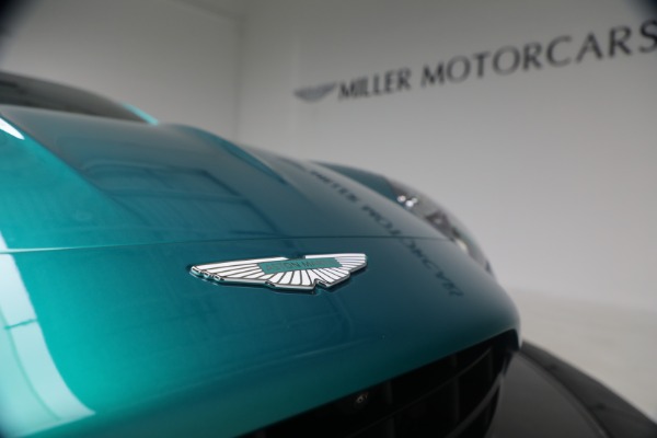 Used 2025 Aston Martin Vantage for sale $192,900 at Alfa Romeo of Greenwich in Greenwich CT 06830 27