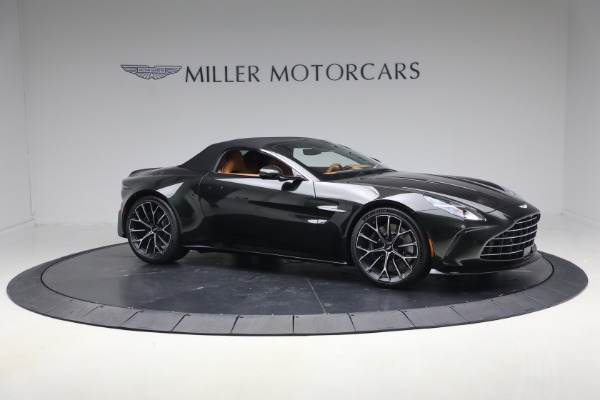 New 2026 Aston Martin Vantage Roadster for sale $265,600 at Alfa Romeo of Greenwich in Greenwich CT 06830 22