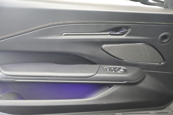 New 2026 Aston Martin Vantage S for sale $247,500 at Alfa Romeo of Greenwich in Greenwich CT 06830 24