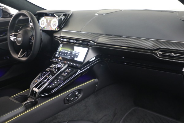 New 2026 Aston Martin Vantage S for sale $247,500 at Alfa Romeo of Greenwich in Greenwich CT 06830 25