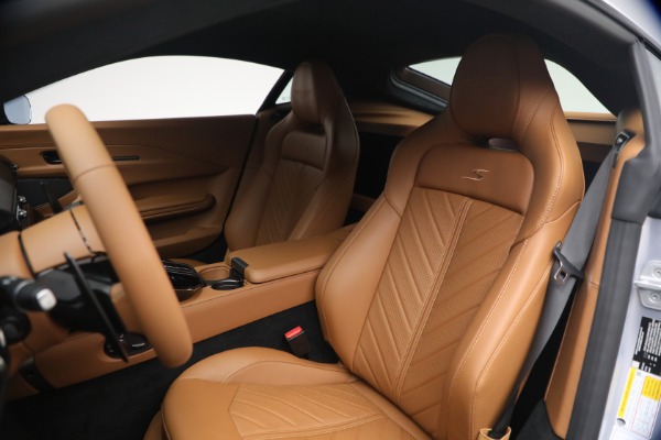New 2026 Aston Martin Vantage S for sale $249,200 at Alfa Romeo of Greenwich in Greenwich CT 06830 16