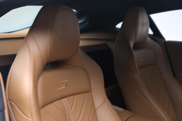 New 2026 Aston Martin Vantage S for sale $249,200 at Alfa Romeo of Greenwich in Greenwich CT 06830 23