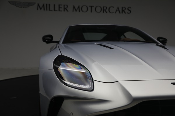 New 2026 Aston Martin Vantage S for sale $249,200 at Alfa Romeo of Greenwich in Greenwich CT 06830 26