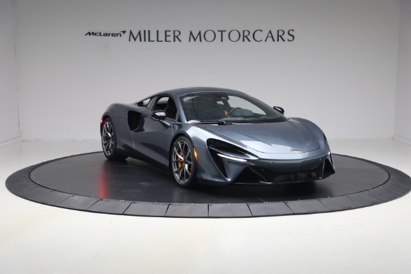 New 2026 McLaren Artura Performance for sale $305,700 at Alfa Romeo of Greenwich in Greenwich CT 06830 10