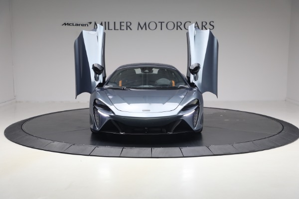 New 2026 McLaren Artura Performance for sale $305,700 at Alfa Romeo of Greenwich in Greenwich CT 06830 12