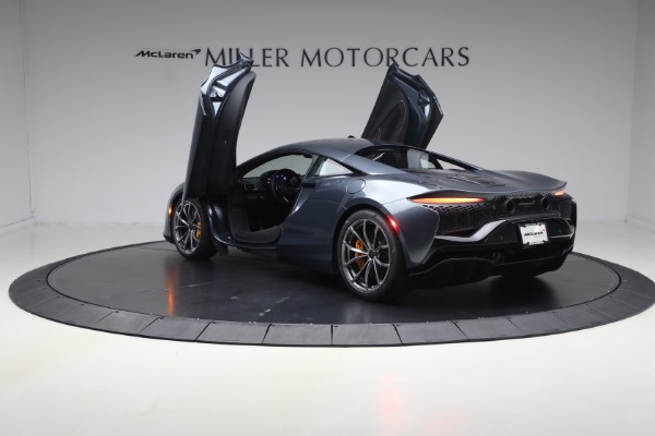New 2026 McLaren Artura Performance for sale $305,700 at Alfa Romeo of Greenwich in Greenwich CT 06830 15