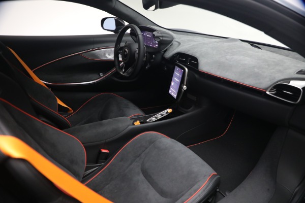 New 2026 McLaren Artura Performance for sale $305,700 at Alfa Romeo of Greenwich in Greenwich CT 06830 25