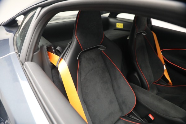 New 2026 McLaren Artura Performance for sale $305,700 at Alfa Romeo of Greenwich in Greenwich CT 06830 26