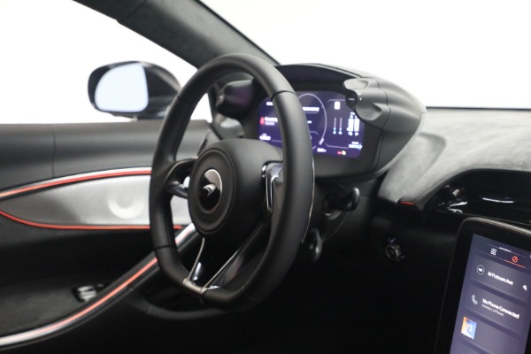 New 2026 McLaren Artura Performance for sale $305,700 at Alfa Romeo of Greenwich in Greenwich CT 06830 27