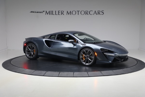 New 2026 McLaren Artura Performance for sale $305,700 at Alfa Romeo of Greenwich in Greenwich CT 06830 9