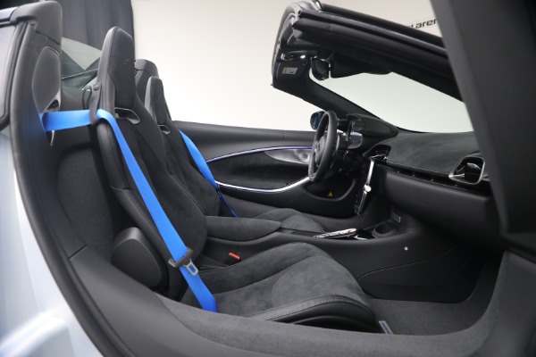 New 2026 McLaren Artura Spider Performance for sale $345,150 at Alfa Romeo of Greenwich in Greenwich CT 06830 25