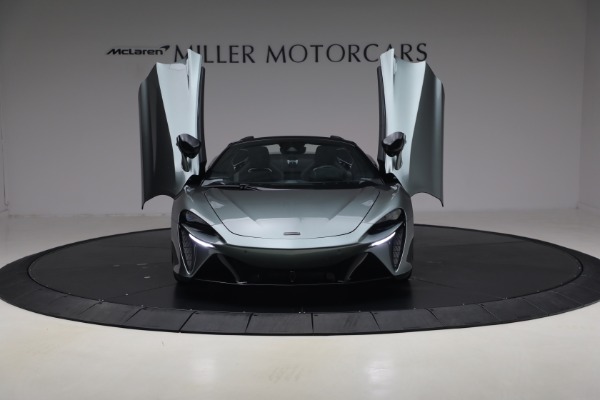 New 2026 McLaren Artura Spider Performance for sale $337,300 at Alfa Romeo of Greenwich in Greenwich CT 06830 12