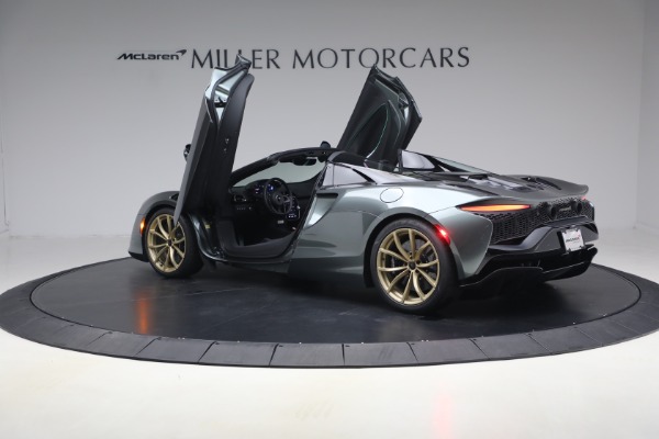 New 2026 McLaren Artura Spider Performance for sale $337,300 at Alfa Romeo of Greenwich in Greenwich CT 06830 15