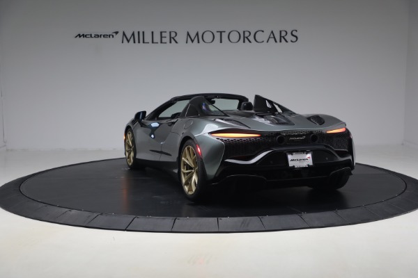 New 2026 McLaren Artura Spider Performance for sale $337,300 at Alfa Romeo of Greenwich in Greenwich CT 06830 4