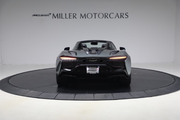 New 2026 McLaren Artura Spider Performance for sale $337,300 at Alfa Romeo of Greenwich in Greenwich CT 06830 5