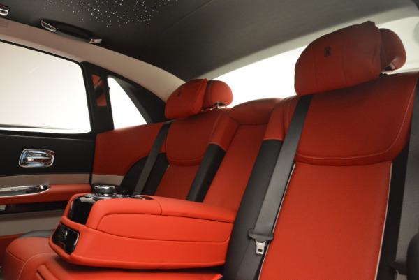 New 2017 Rolls-Royce Ghost for sale Sold at Alfa Romeo of Greenwich in Greenwich CT 06830 25
