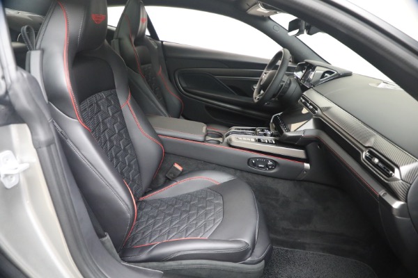 New 2026 Aston Martin Vanquish for sale $546,000 at Alfa Romeo of Greenwich in Greenwich CT 06830 19