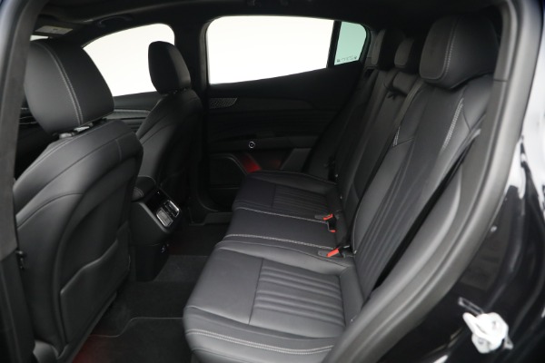 Used 2026 Maserati Grecale Modena V6 for sale $78,714 at Alfa Romeo of Greenwich in Greenwich CT 06830 17