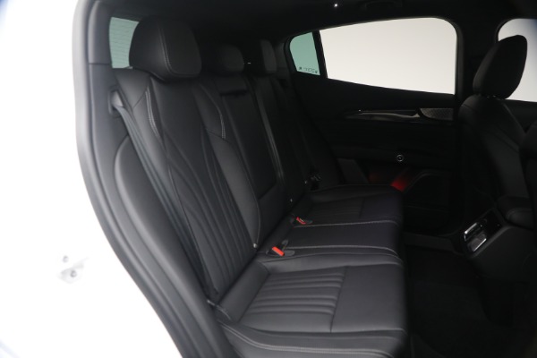 Used 2026 Maserati Grecale Modena V6 for sale $80,118 at Alfa Romeo of Greenwich in Greenwich CT 06830 17