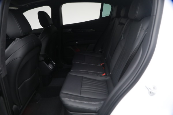 Used 2026 Maserati Grecale Modena for sale $80,555 at Alfa Romeo of Greenwich in Greenwich CT 06830 18