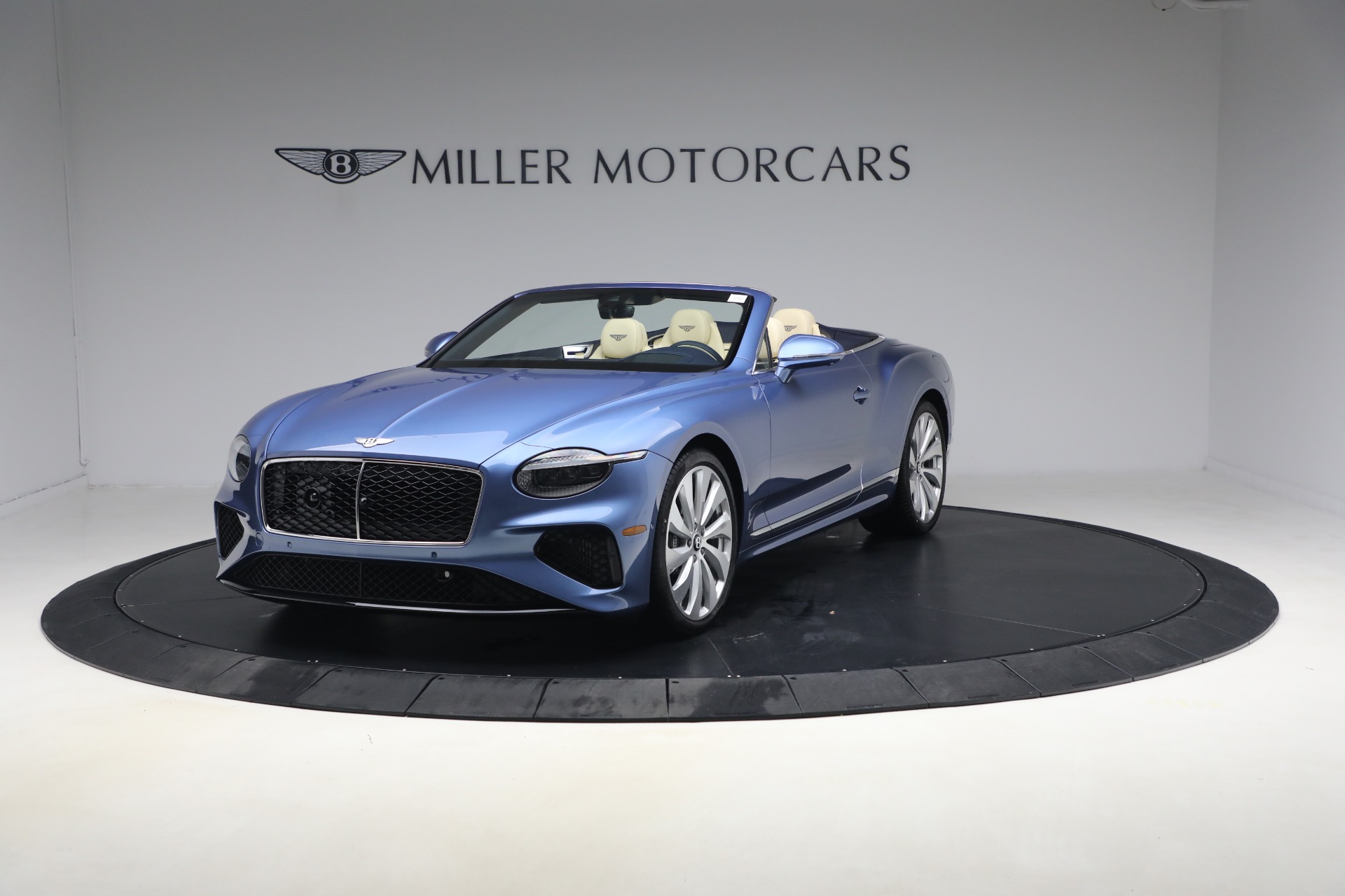 New 2026 Bentley Continental GTC for sale $357,195 at Alfa Romeo of Greenwich in Greenwich CT 06830 1