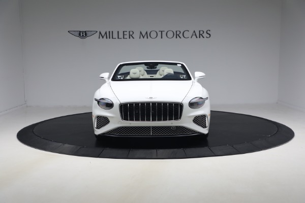 New 2026 Bentley Continental GTC Azure for sale $374,105 at Alfa Romeo of Greenwich in Greenwich CT 06830 12
