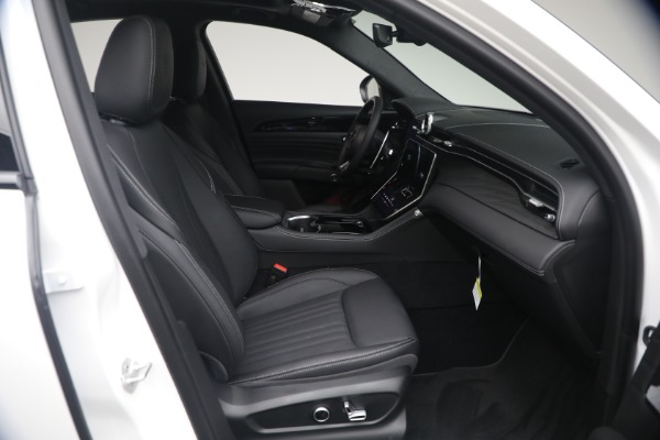 Used 2026 Maserati Grecale Modena for sale $81,370 at Alfa Romeo of Greenwich in Greenwich CT 06830 16