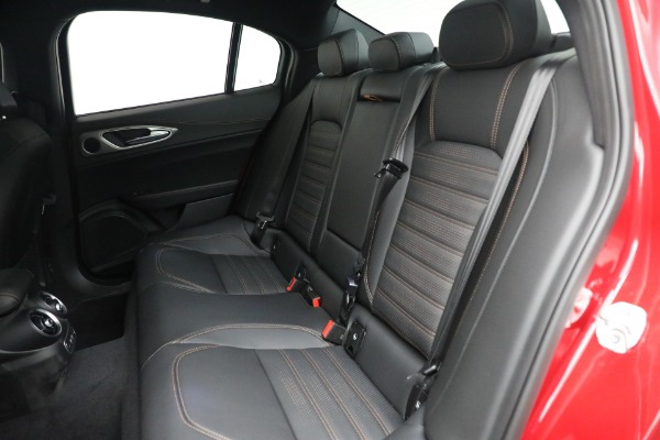New 2025 Alfa Romeo Giulia Intensa for sale $54,575 at Alfa Romeo of Greenwich in Greenwich CT 06830 21