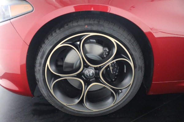 New 2025 Alfa Romeo Giulia Intensa for sale $54,575 at Alfa Romeo of Greenwich in Greenwich CT 06830 24