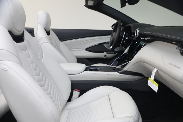 New 2026 Maserati GranCabrio Modena for sale $167,125 at Alfa Romeo of Greenwich in Greenwich CT 06830 22
