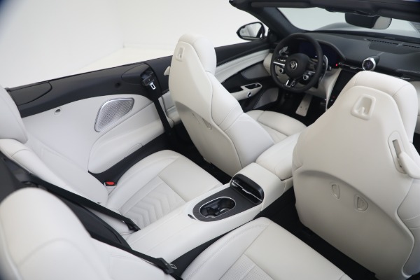 New 2026 Maserati GranCabrio Modena for sale $167,125 at Alfa Romeo of Greenwich in Greenwich CT 06830 24