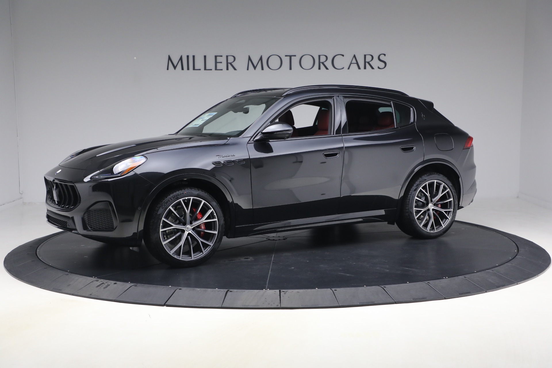 New 2026 Maserati Grecale Modena for sale $98,585 at Alfa Romeo of Greenwich in Greenwich CT 06830 1