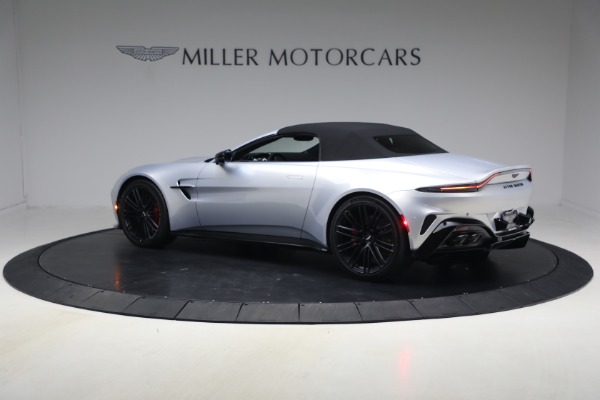 New 2026 Aston Martin Vantage Roadster for sale $274,300 at Alfa Romeo of Greenwich in Greenwich CT 06830 16