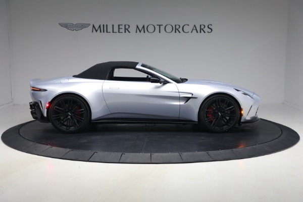 New 2026 Aston Martin Vantage Roadster for sale $274,300 at Alfa Romeo of Greenwich in Greenwich CT 06830 21