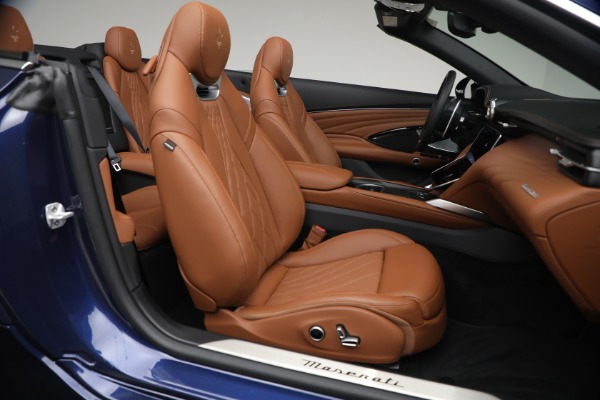 New 2026 Maserati GranCabrio Modena for sale $178,635 at Alfa Romeo of Greenwich in Greenwich CT 06830 20
