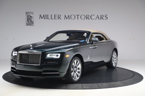 Used 2017 Rolls-Royce Dawn for sale Sold at Alfa Romeo of Greenwich in Greenwich CT 06830 16