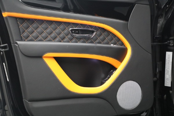 Used 2023 Bentley Bentayga Speed for sale $181,900 at Alfa Romeo of Greenwich in Greenwich CT 06830 17