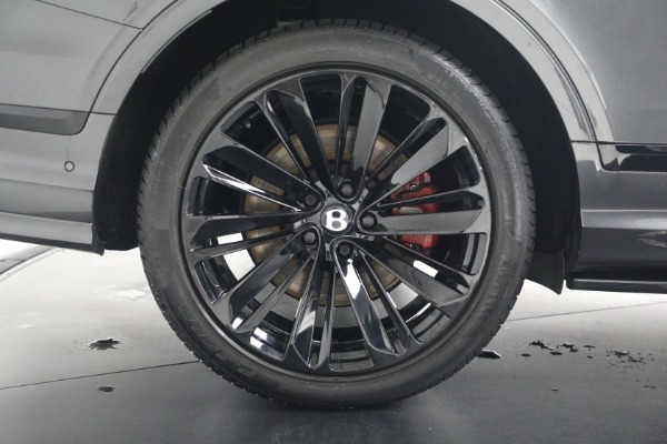 Used 2022 Bentley Bentayga Speed for sale $161,900 at Alfa Romeo of Greenwich in Greenwich CT 06830 10