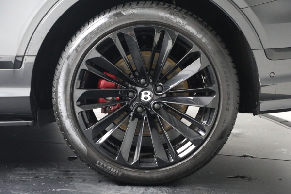 Used 2022 Bentley Bentayga Speed for sale $161,900 at Alfa Romeo of Greenwich in Greenwich CT 06830 11