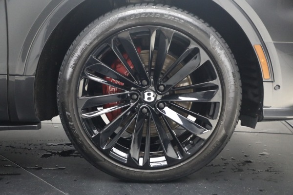 Used 2022 Bentley Bentayga Speed for sale $161,900 at Alfa Romeo of Greenwich in Greenwich CT 06830 12