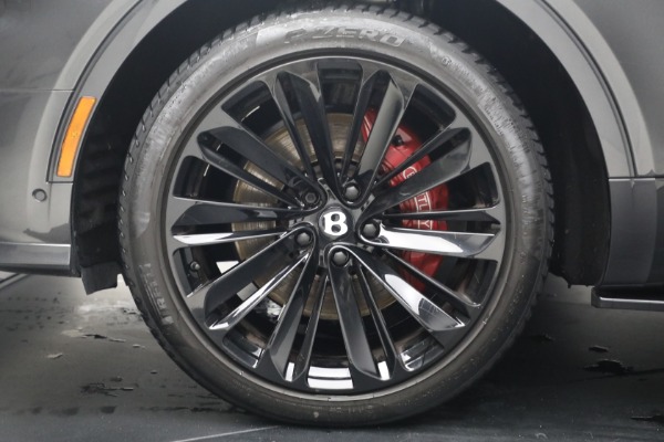 Used 2022 Bentley Bentayga Speed for sale $161,900 at Alfa Romeo of Greenwich in Greenwich CT 06830 13