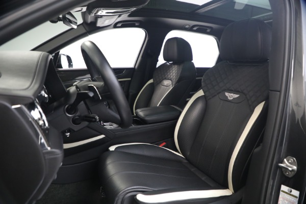 Used 2022 Bentley Bentayga Speed for sale $161,900 at Alfa Romeo of Greenwich in Greenwich CT 06830 17