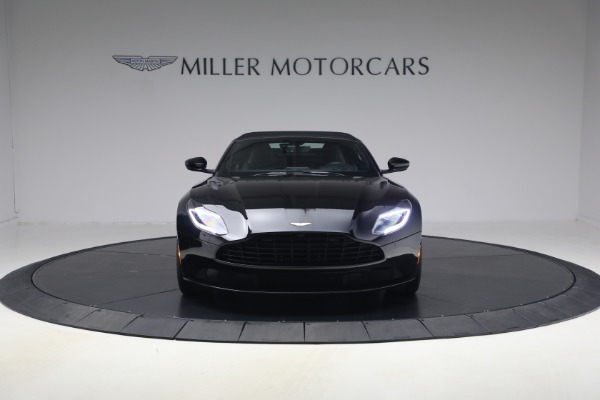 Used 2020 Aston Martin DB11 Volante for sale $121,900 at Alfa Romeo of Greenwich in Greenwich CT 06830 24