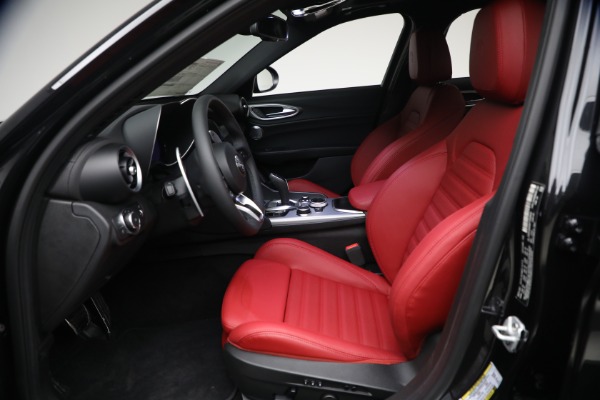 New 2026 Alfa Romeo Giulia VELOCE for sale $57,041 at Alfa Romeo of Greenwich in Greenwich CT 06830 13