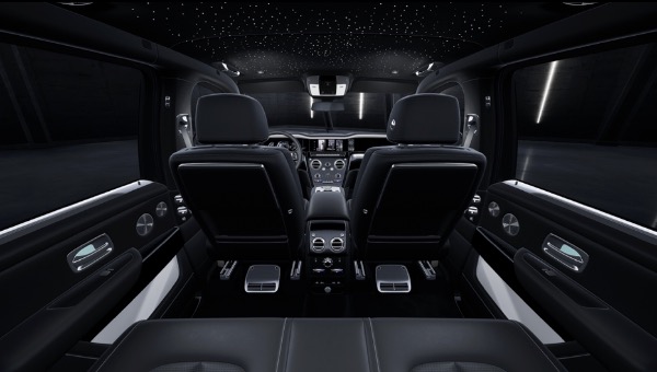New 2026 Rolls-Royce Black Badge Cullinan for sale $571,000 at Alfa Romeo of Greenwich in Greenwich CT 06830 7