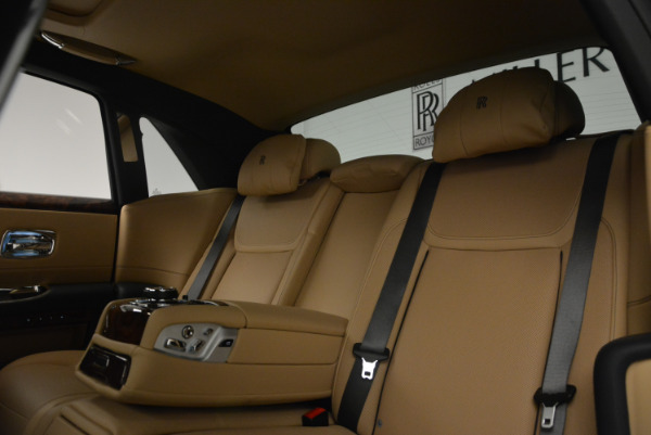 New 2017 Rolls-Royce Ghost for sale Sold at Alfa Romeo of Greenwich in Greenwich CT 06830 25