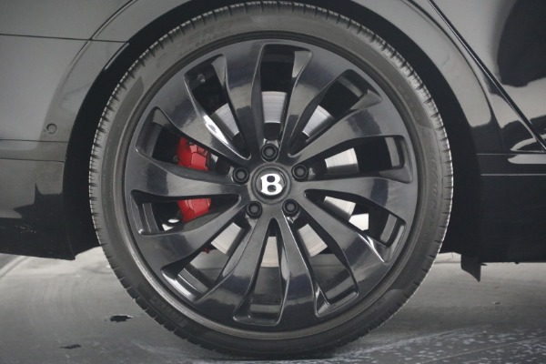 Used 2023 Bentley Flying Spur V8 for sale $143,900 at Alfa Romeo of Greenwich in Greenwich CT 06830 16