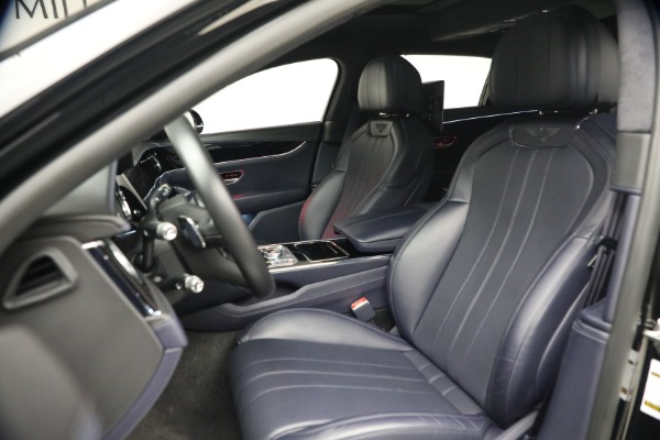 Used 2023 Bentley Flying Spur V8 for sale $143,900 at Alfa Romeo of Greenwich in Greenwich CT 06830 21
